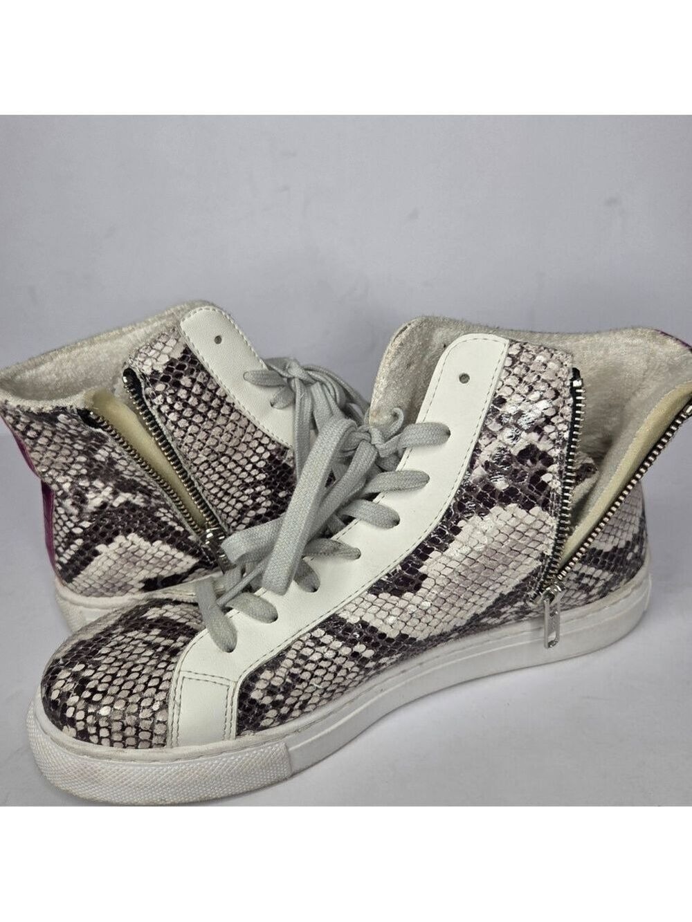 Steve Madden Jaren Snakeskin Star Lace High-Top Sneakers Women's Size 8.5 - Picture 8 of 11